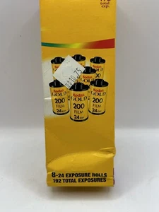 8 rollos sellados Kodak oro 200 35 mm película estampada en color 24 exposiciones rollo expiración 6/2004 - Imagen 1 de 6