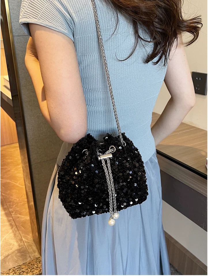 Mini bolso cubo negro con lentejuelas brillantes cierre de cordón bolso de hombro Foto 1 de 4