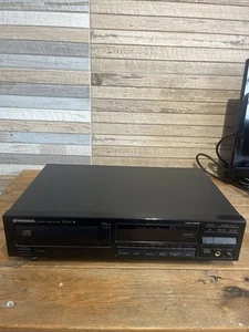Pioneer PD-101 Stereo Compact Disc Player 1992 Rare Vintage - Faulty Unit Only - Picture 1 of 10