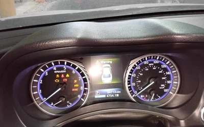 Q50 2015 OE velocímetro calibre clúster 94 k millas Infiniti Foto 1 de 4