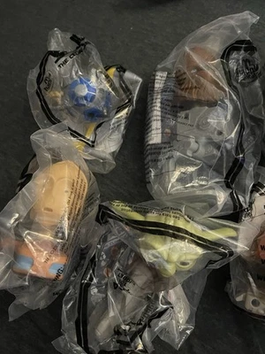 Nuevos juguetes McDonald’s Star Wars el juego completo de 18 Foto 1 de 4