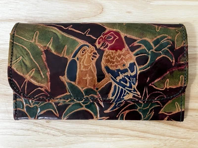 Cartera de cuero vintage India Tooled años 70 loros palmeras hecha a mano usada en excelente estado Foto 1 de 4