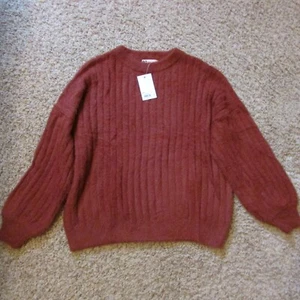 NWT SO Small Rusty Brown Soft Warm Fuzzy Ribbed Crew Neck Sweater $36 Retail - Picture 1 of 2
