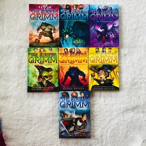 SISTERS GRIMM SERIES by Michael Buckley 7 PB Books (#1-#7) VGC - Picture 1 of 12