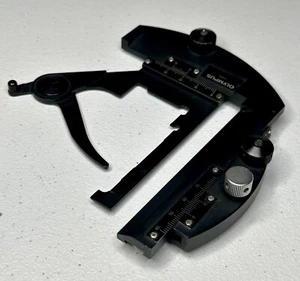 Olympus (AH-FMP) Attachable Mechanical Stage For (BH2-SGR ) Circular Stage - Picture 1 of 19