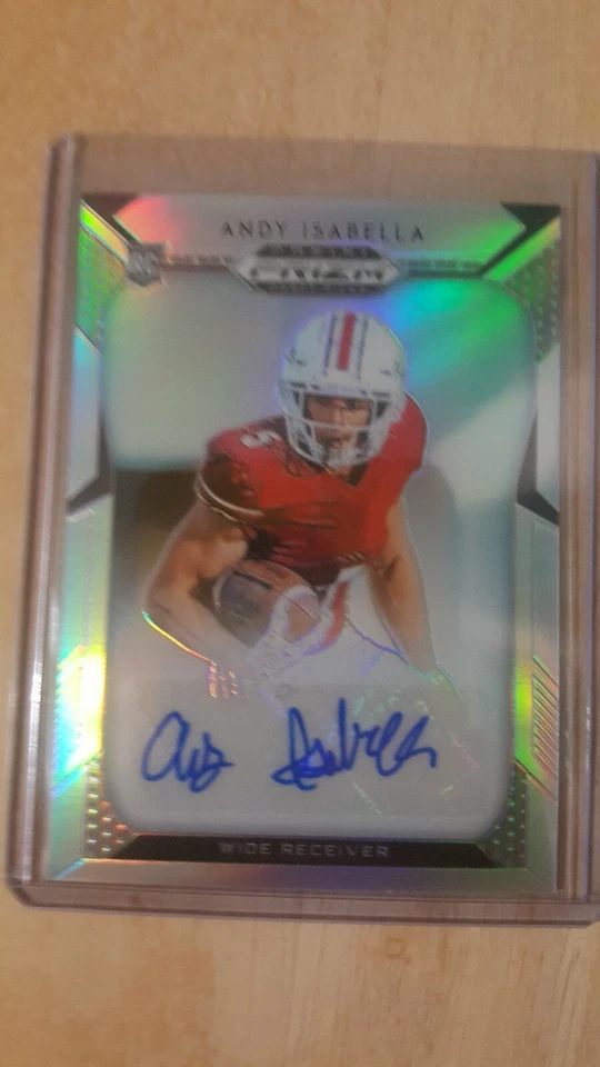 2019 Panini Prizm Draft Picks Football Andy Isabella RC Auto Refractor  - Image 1 of 1