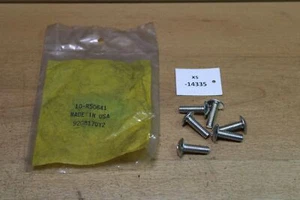 John Deere R50641 tornillo nuevo de lote antiguo genuino xs14335 - Imagen 1 de 2