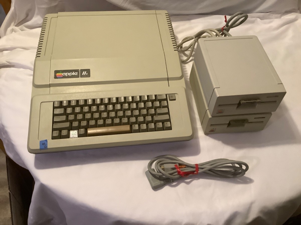 Apple IIe Vintage Computers & Mainframes for sale - eBay Apple IIe Vintage Computers & Mainframes for sale - eBay