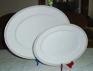 Rosenthal Selb Bavaria R33 Donatello Roses Laureles Verdes Platos 14 y 20 pulgadas - Imagen 1 de 9