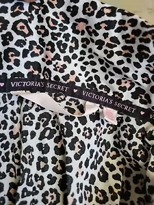 VICTORIA'S SECRET LEOPARD SLEEPWEAR LOUNGE PANTS & SHIRT WOMEN SZ S - Picture 1 of 6