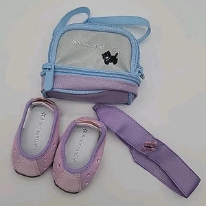 American Girl Puppe 18" 2007 Lakritz Spiel Outfit Stirnband Schuhe Brotzeittasche Posten - Bild 1 von 4