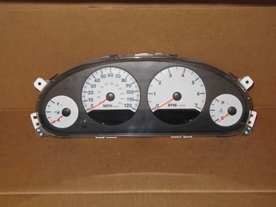 2005 05 Dodge Caravan White Faced Gauge Speedometer Cluster  67K - Imagem 1 de 4