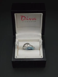 Sterling Silver Diva Diamonds Oval Ring Size 7 .925 High End Fashion Jewelry - Picture 1 of 5