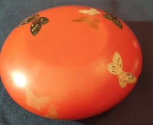 7 1/2" x 3" ANTIKE CHINESISCHE LACK SCHMETTERLING SCHMETTERLINGE BOX HANDBEMALT SELTEN - Bild 1 von 12