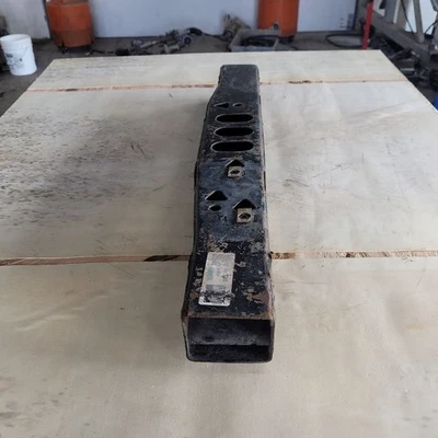 Cuadro Silverado Sierra 2019-2025 transmisión travesaño 23349245 Foto 1 de 4