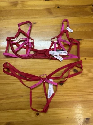 NWT Victorias Secret Very Sexy Heartware Open-Cup Strappy Caged Demi Bra Set Med - Image 1 of 4
