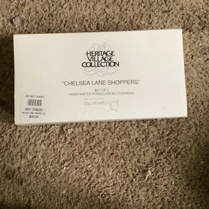 Dept 56 Chelsea Lane Shopper Heritage Village Collection 4er Set 5816-5 - Bild 1 von 2