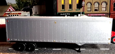 OWNER /OPERATOR RTR HO-built 4 1/87 layout SEMI TRAILER 4O"ATHEARN-LAYOUT/UNDEC - Image 1 of 4