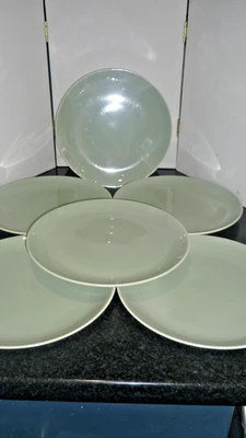 Poole pottery 6x green Dinner plates 10" - Image 1 of 3