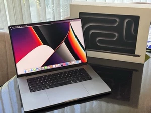 Apple MacBook Pro 16” (M1 Max, 32GB RAM, 512GB SSD) – Space Grey - Afbeelding 1 van 9