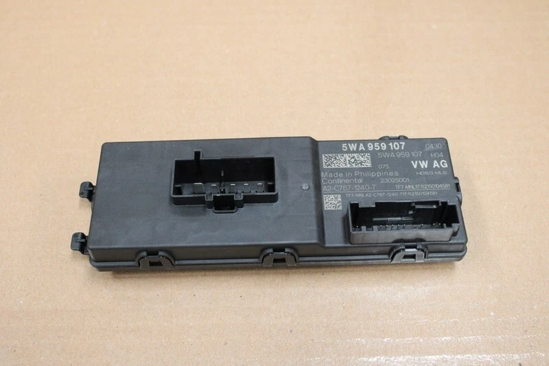 Centralina ECU VW Unità azionamento potenza portellone 5WA959107 - Immagine 1 di 1