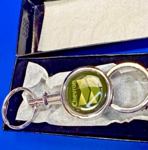 Chevron Corporation Oil Gas Station Co Advertising Car Auto NOS Keychain - Picture 1 of 18