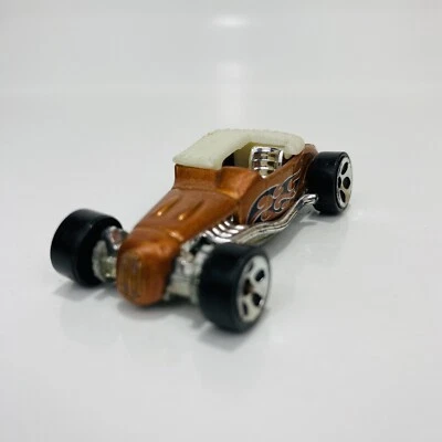 Hot Wheels Track T Metalflake Copper 2008 All Stars 27/36 Combined Postage - Image 1 of 4