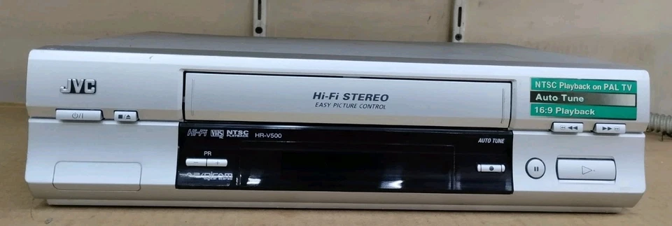 JVC HR-V500 VIDEOREGISTRATORE VHS 6 TESTINE STEREO CON TELECOMANDO  - Immagine 1 di 4