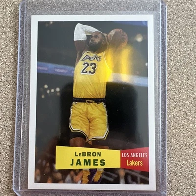 2025 Topps NBA Lebron James Living Set Card Los Angeles Lakers - Image 1 of 2