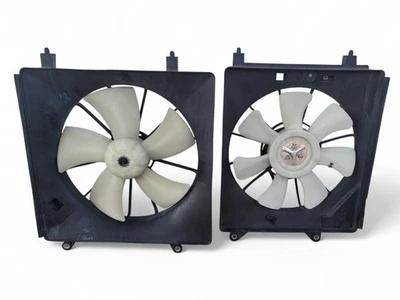 Honda Element 03-11 EX Radiator/Condenser Cooling Fan w/Motor Shroud Set, E041,  - Image 1 of 4
