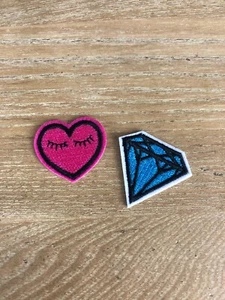 Blue Diamond & Cute Heart Iron-On Motif Patch - Picture 1 of 2