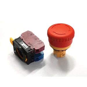 IDEC YW1B-V4E11R Emergency Stop Button Switch New ⊕IK - Picture 1 of 4
