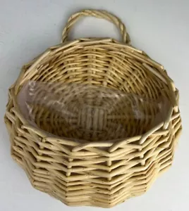 Natural Wicker Wall Pocket Basket Plants Flowers Cottage Core Decor - Picture 1 of 4