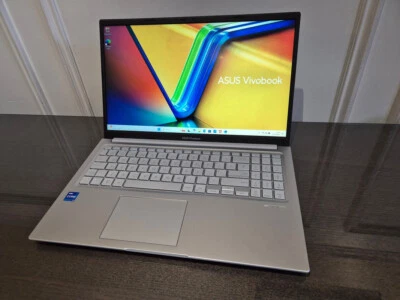 Asus VivoBook X1504Z 15.6" - Intel Core i7-1255U 1.70Ghz - 8GB - 512GB SSD - Image 1 of 4