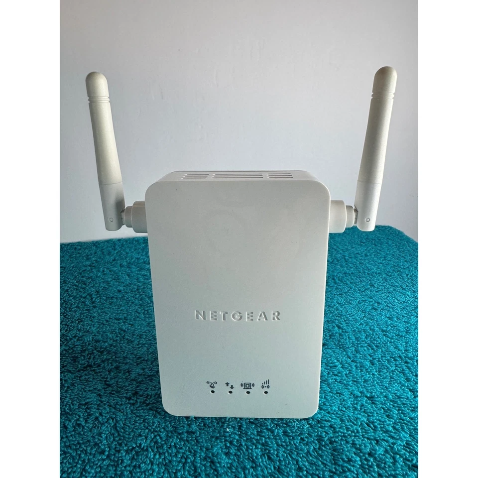 Extensor de alcance WiFi universal Netgear modelo WN3000RP V1H2 Foto 1 de 4