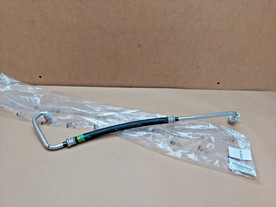 Toyota Yaris Cross AC Air Conditioning Hose Pipe 88711K0030 MXP 2021-on Genuine - Image 1 of 4