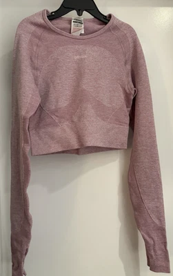 GYMSHARK ATHLETICS WOMEN FLEX CUT OUT LONG SLEEVES CROP TOP-MAUVE-XS-MINT COND! - Image 1 of 3