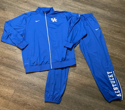Men’s NIKE DRI-FIT UK KENTUCKY WILDCATS Jacket & Pants size 3X NWOT Cover