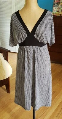 VESTIDO ESTAMPADO BLANCO Y NEGRO DE "TENTED" TALLA XL Foto 1 de 4