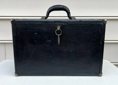 Vintage Union 6 Drawers Leather Outside Machinists Tool Chest Box with Key - Image 1 of 4