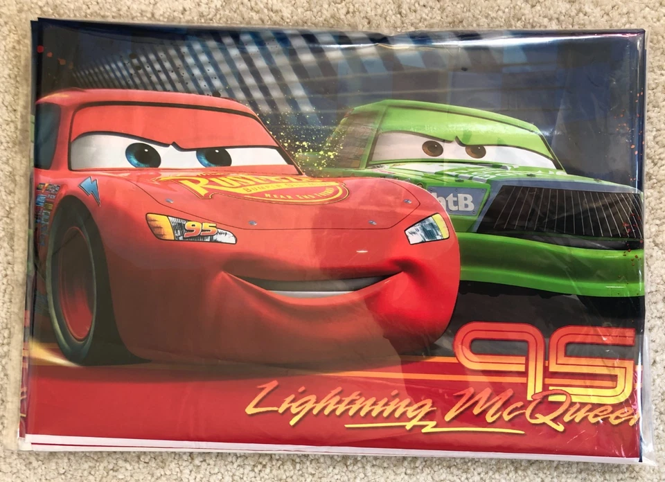 Toalha de mesa de plástico Cars Lightning McQueen 95/HotWheels 104" X 54" aniversários - Imagem 1 de 1
