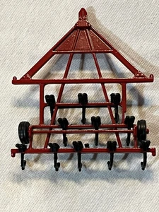 ERTL Farm Red Wing Chisel Plow Diecast 1/64 - Picture 1 of 4