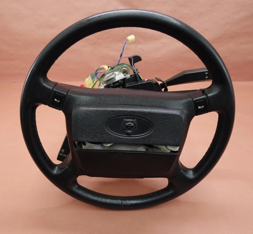 Conjunto de columna de dirección superior Jaguar XJS HE V12 1981-1991 con volante Foto 1 de 4