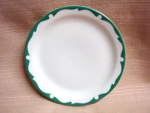 RESTAURANT WARE White w/Green Border 6.25" Salad Bread Plate SHENANGO CHINA V-36 - Picture 1 of 4