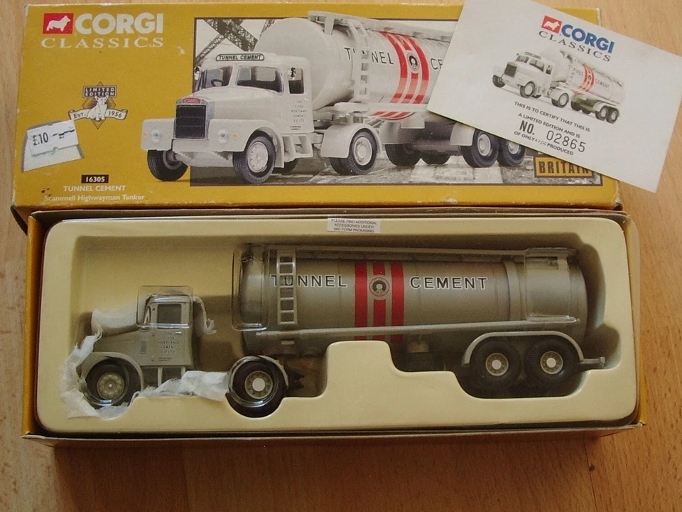 CORGI CLASSICS SCAMMEL HIGHWAYMAN TANKER TUNNEL CEMENT - Image 1 of 1
