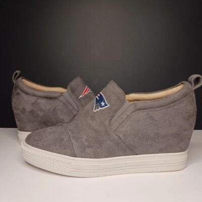 New England Patriots Mujer W8 Zapatos Gris Cuña Tenis NFL Damas W8 Foto 1 de 4