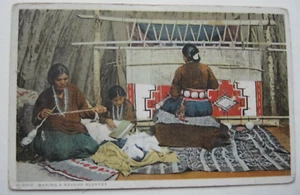 Vintage 1923 MAKING A NAVAJO BLANKET Color Postcard - Picture 1 of 4