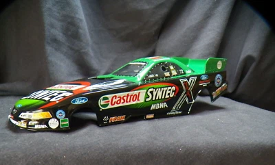 NHRA 2002 Tony Pedregon Castrol Syntex Mac Tools  1:24 Action Diecast - Image 1 of 4