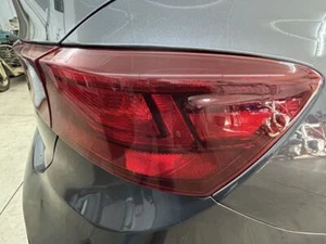 2019-2020 Kia Forte Passenger Tail Light Sedan Incandescent - Foto 1 di 14