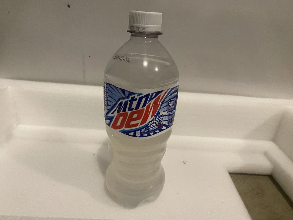 1 botella Mountain Dew White Out Full MTN 20 oz descontinuada rara Foto 1 de 1